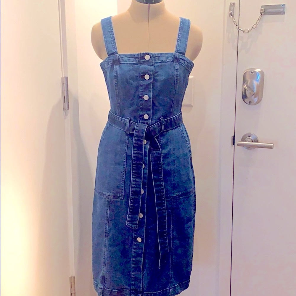 SALE🌈Gap jean dress belted,Small, 2 pockets